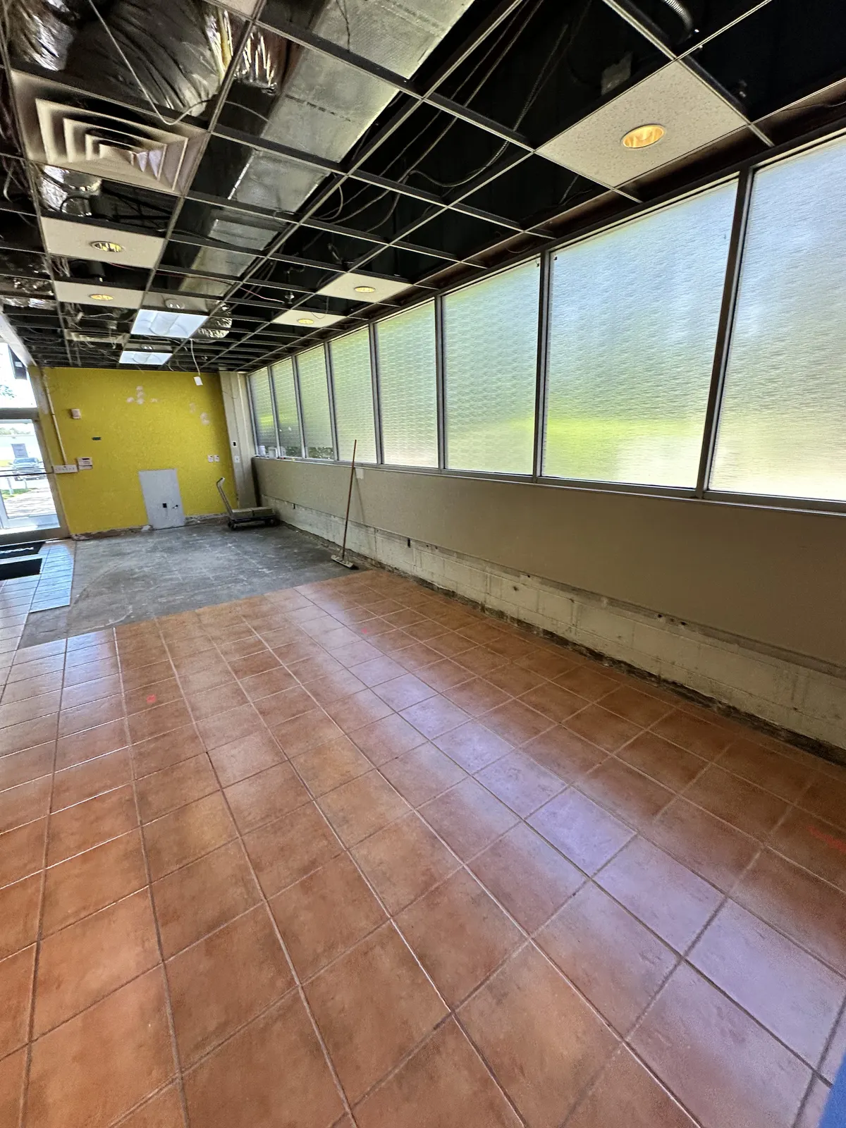 Office lobby before renovation, Alpharetta